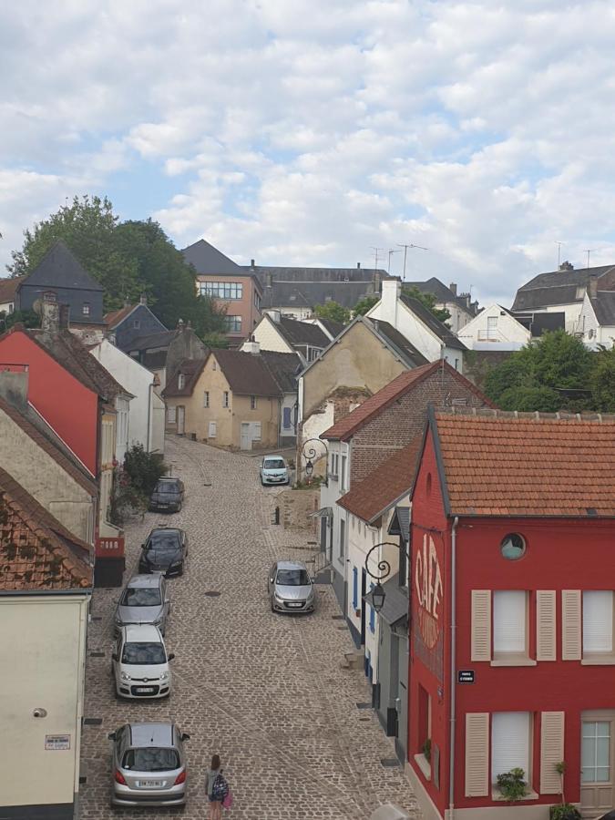 Appartement Proche Des Remparts Et Tous Commerces. Montreuil  Εξωτερικό φωτογραφία